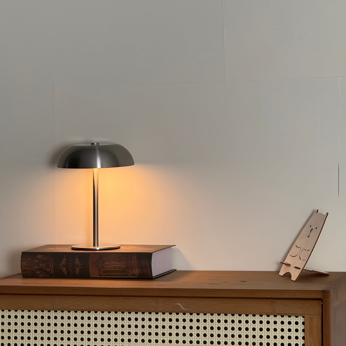 LED Wireless Mushroom Desk Lamp | Decor Collection | Aroselle
