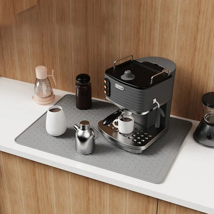 Silicone Induction Cooktop Mat, Heat-Resistant Non-Slip Kitchen Protector in Black and Grey, 71x50cm or 76x53cm Options 1